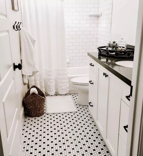 Black And White Hexagon Tile Floor, Black And White Hexagon Tile Bathroom, White Hexagon Tile Floor, Black And White Hexagon Tile, Hexagon Bathroom Floor, White Hexagon Tile Bathroom, Hexagon Tile Bathroom Floor, Black And White Bathroom Floor, Hexagon Tile Bathroom