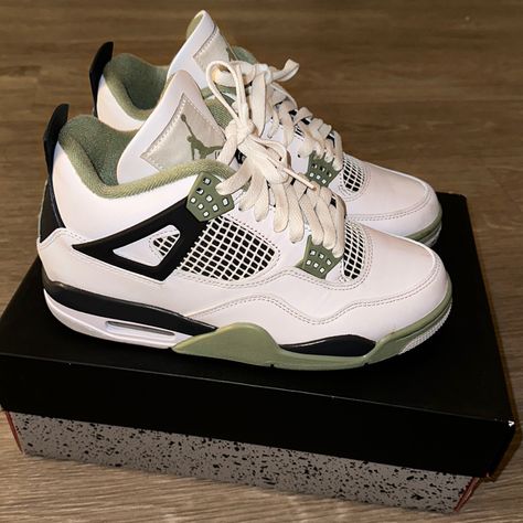 Women’s Air Jordan’s 4 Retro Seafoam Color Way Size 7.5 Women’s Us Only Worn Once Basically Brand New Air Jordan 4 Retro Seafoam, Jordan 4 Retro Seafoam, Seafoam Color, Womens Air Jordans, Jordan 4 Retro, Air Jordan 4, Air Jordan 4 Retro, Nike Shoes Women, Jordan 4