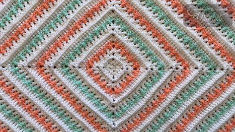 Crochet Baby Blankets, The Crochet Crowd, Crochet Beginner, Crochet Square Blanket, Afghans Crochet, Knitting Patterns Free Blanket, Chevron Blanket, Crochet Crowd, Crochet Blanket Designs