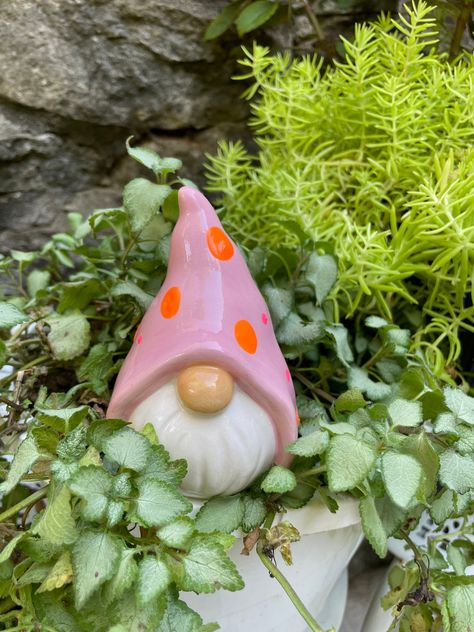 Garden Gnome With Hearts Gnome Decor Fairy Outdoor Statue Figurine For Garden Decor, Collectable Funny Gift Fantasy Fairy Adorable Garden Gnome   for your fairy garden. This Gnome measures approximately 3'' wide  x 4 '' inches tall. This Garden Gnome adds a unique touch to any house and garden.   Each piece is lovingly hand formed out of Stoneware Clay then kiln fired to 2165 degrees, a temperature that helps provide strength to the piece. Then finished with a glaze and Acrylic Paint detail. I Garden Figures Ideas, Gnomes In Garden, Garden Nome Drawings, Garden Gnomes Aesthetic, Gnome Pottery Painting, Clay Fairy Garden Diy, Clay Garden Decor, Air Dry Clay Fairy, Gnome Pottery