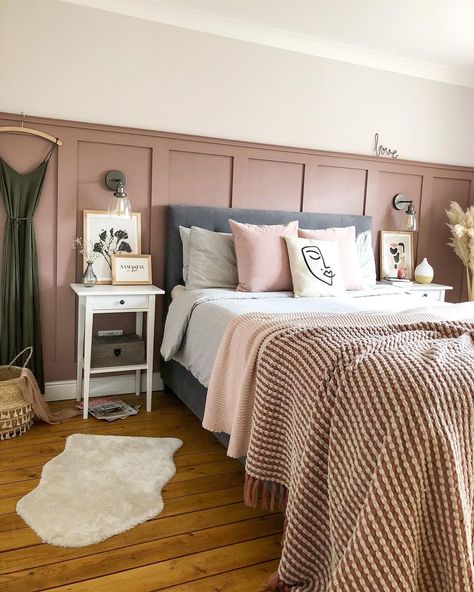 Pink Wainscoting, Pink Gray Bedroom, Dusty Pink Bedroom, Light Pink Bedrooms, White Metal Bed, Grown Up Bedroom, Wainscoting Bedroom, Girls Bedroom Makeover, White Shiplap Wall