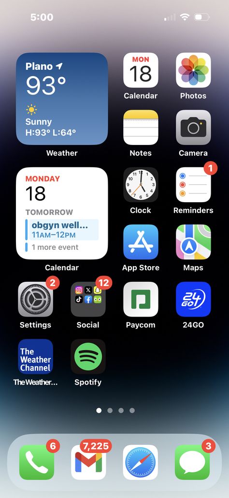 Organisation Iphone Apps, Phone Tour, Homescreen Organization, Iphone Customization, Calendar App, Iphone Home Screen Layout, Phone Ideas, Iphone Lockscreen, Iphone Organization