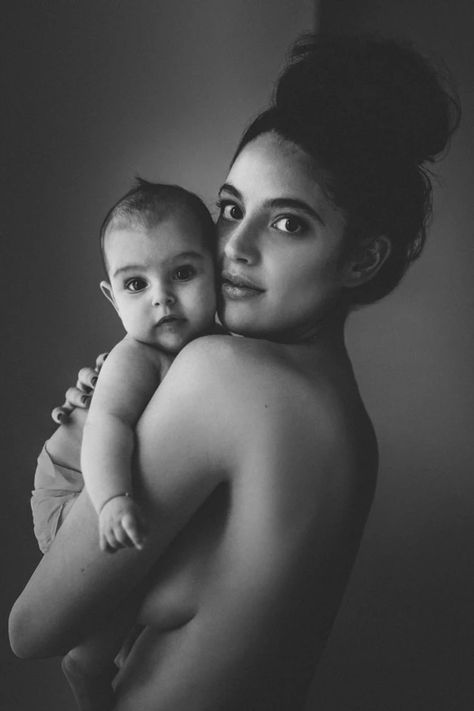 Elegant Maternity Motherhood Photography | Luxury Couple Family portraits | NYC Motherhood Photography Art, Mommy Pictures, Motherhood Photos, Couple With Baby, Mother Baby Photography, Mommy And Me Photo Shoot, Family Photos With Baby, Mother Photos, Luxury Couple