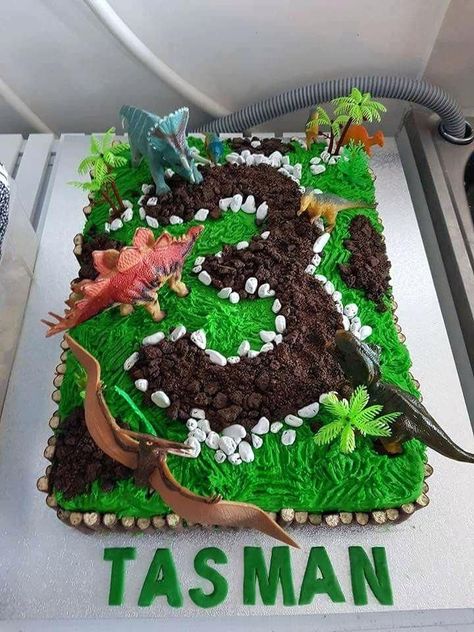 Dinasour Birthday, Birthday Cake Kids Boys, Dinosaur Birthday Cake, Festa Jurassic Park, Baking Center, Fest Mad, Dino Cake, Dinosaur Birthday Cakes, Dinosaur Themed Birthday Party