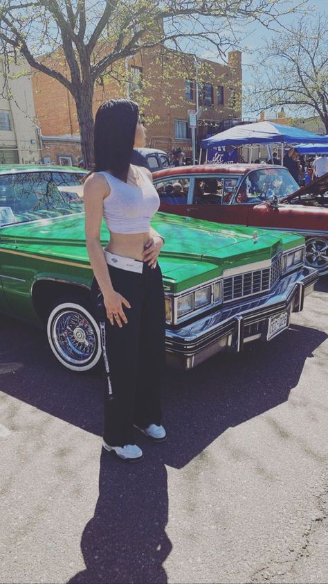 #chicana #chola style #lowridergirl #lowriderphotoshoot Chola Style Outfits, Chola Fits, Chola Outfit, Chola Aesthetic, Early 2000s Photoshoot, 90s Chola Fashion, Chicana Style Outfits, Chicana Aesthetic, Estilo Chola