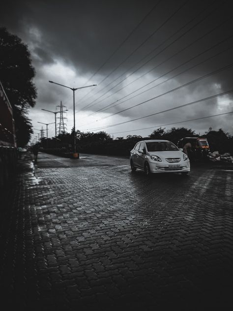 Photo Location Lokhandwala Backroad Andheri West #nature #mumbai #mansoon #asethic #new #photography Mumbai, Nature, Road Asethic, Asethic Photos, Andheri Mumbai, New Photography, Photo Location, Dark Aesthetic, Places To Visit