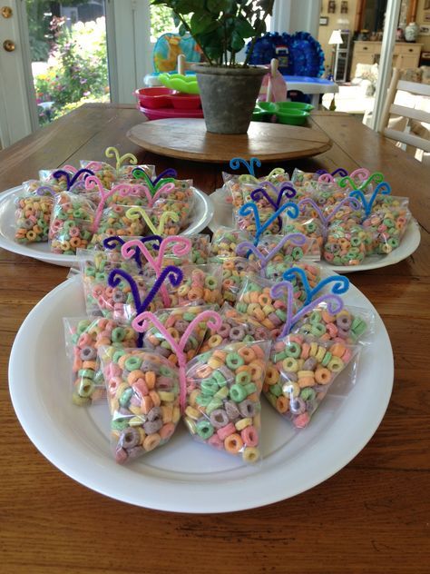 Snack Crafts, Preschool Snack, Butterfly Themed Birthday Party, Sequencing Pictures, Froot Loops, Birthday Party Snacks, Butterfly Birthday Party, Youth Activities, Fairy Birthday Party