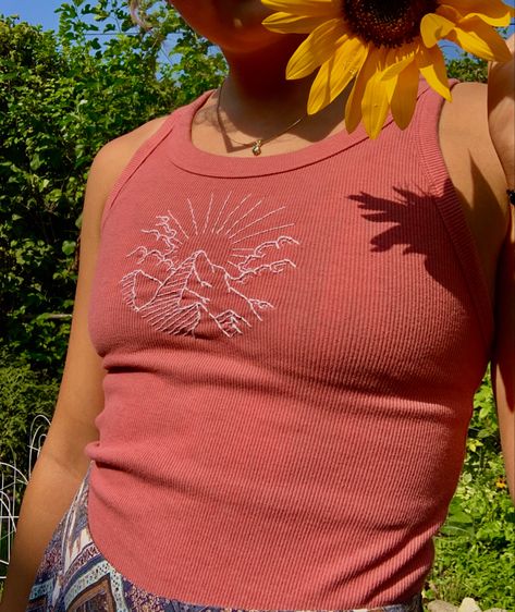 Patchwork, Tank Top Embroidery Diy, Embroidered Tank Top Diy, Tank Top Embroidery, Crop Top Embroidery, Embroidery Tank Top, Tank Tops Diy, Vacation Fits, Embroidery Shirts