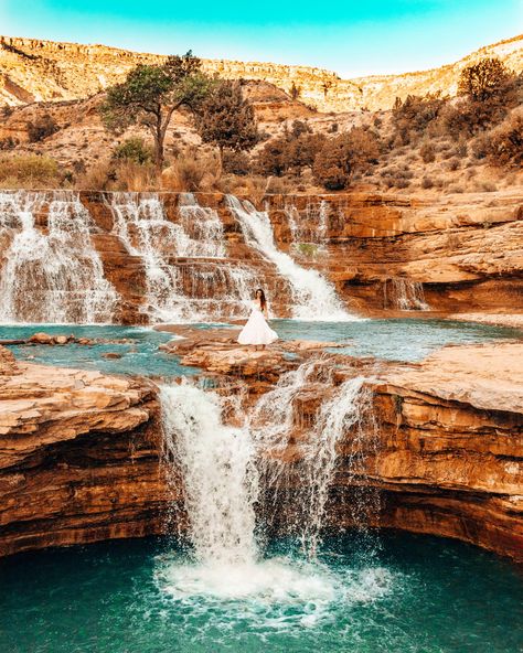 Best hidden places in Utah you need to add to your bucket list. These great views are perfect to explore on your road trip and will leave you mesmerized. Make sure you don't miss out on seeing the Utah Badlands, Capitol Reef State Park, the blue pools of the Moab Potah Mine, Corona Arch, Bryce Canyon, and Toquerville Falls! | Utah Travel Guide | Utah Road Trip | Utah Bucket List Places | Utah Photography | Utah Instagram Places Utah Bucket List, Utah Arches, Utah Vacation, Utah Adventures, Utah Road Trip, Utah Travel, Hidden Places, Super Busy, Utah National Parks