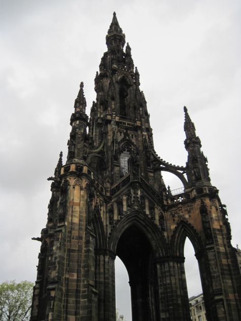 Goth Architecture, Scott Monument, Gothic Castle, Dark Castle, Gothic Buildings, Gothic Cathedrals, Castle Aesthetic, Gothic Cathedral, Slytherin Aesthetic