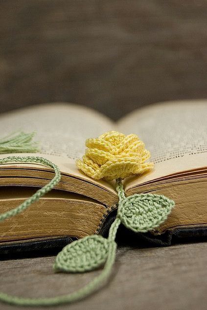 20+ Crochet Bookmark Patterns for Every Skill Level Marque-pages Au Crochet, Crochet Bookmark Pattern, Crochet Bookmark, Crochet Mignon, Crocheted Flower, Confection Au Crochet, An Open Book, Pola Amigurumi, Flower Bookmark