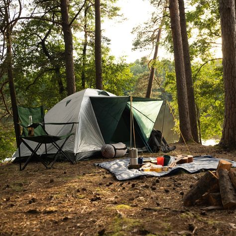 🌲 Grande Ouverture du Camping Sauvage Aménagé à Saint-Adolphe-d'Howard! 🌲 RESERVATIONS EN LIGNE SEULEMENT! https://campingsauvages.ca/ 📣 Promotion d'Ouverture! 📣 Venez découvrir notre magnifique site de camping sauvage aménagé, idéalement situé à Saint-Adolphe-d'Howard. Profitez d'une expérience privée avec beaucoup d'espace pour vous détendre en toute tranquillité. Chaque emplacement est parfaitement conçu pour vous offrir un séjour serein et mémorable. 🌅 Accès Exclusif à une Plage Privée... Camping, Camping Sauvage, Solo Camping, Camping Inspiration, Camper Living, Plein Air