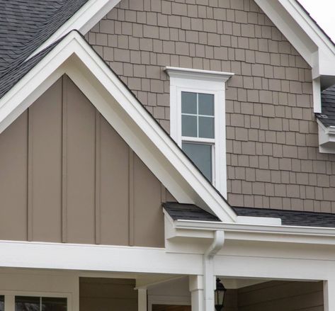 7 of the Most Popular Cedar Shake Siding Colors Options | Allura USA Cedar Shake Siding Colors, Cedar Vinyl Siding, Cedar Shake House, Vinyl Cedar Shake Siding, Vinyl Shake Siding, Siding Colors For Houses, Exterior Siding Options, Vinyl Siding Colors, Cedar Shingle Siding