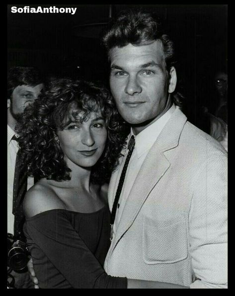 Jennifer Grey and Patrick Swayze Patrick Swazey, Patrick Swayze Dirty Dancing, Dirty Dancing Movie, Pleasing People, Jennifer Grey, Dance Instructor, Patrick Swayze, Richard Gere, Old Hollywood Stars