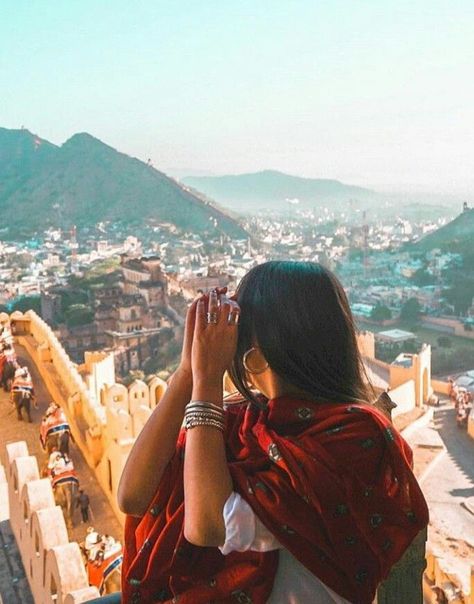 It's a story about pratiksha, an innocent girl from a middle-class fa… #romance #Romance #amreading #books #wattpad Photo Pose In Jaipur, Udaipur Travel Outfit, Poses For Jaipur, Jaipur Vacation Outfit, Kedarnath Outfit Ideas, Photoshoot In Jaipur, Kedarnath Trip Outfit, Rishikesh Aesthetic Pics, Photo Poses In Banaras