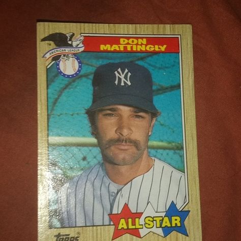 Vintage 1987 DON MATTINGLY TOPPS card Don Mattingly, Baseball Cards For Sale, Damn Yankees, Modern Card, Yankees Baseball, Ny Yankees, Sports Stars, Baseball Card, Sports Collectibles