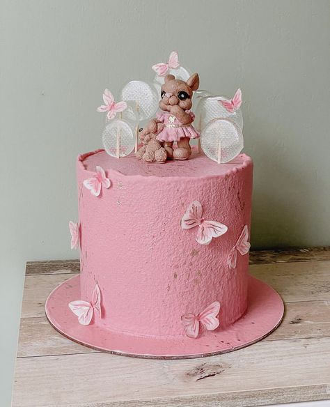 Cake for 3 years old girl Birthday Cakes For 2 Year Girl, 3 Year Birthday Cake Girl, Birthday Cake For 2 Year Girl, 3rd Birthday Cakes, Gateaux Cake, Cute Birthday Cakes, Girl Cake, Birthday Cake Girls