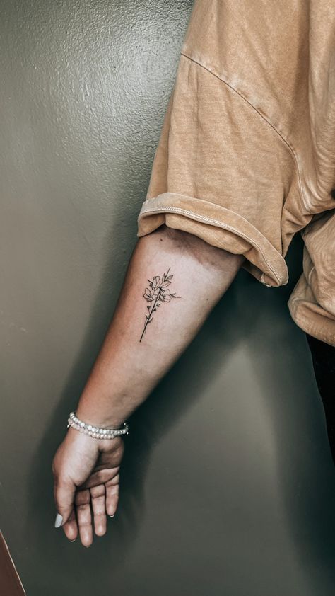 He Turns Graves Into Gardens Tattoo, Cool Initial Tattoos, Cross Wildflower Tattoo, Cross Birth Flower Tattoo, Flower Tattoos On Back Of Arm, Cross And Birth Flower Tattoo, Floral Biblical Tattoo, Simple Cross With Flowers Tattoo, Cross With Daisies Tattoo