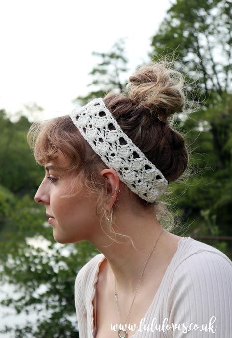 Crochet Summer Headband Pattern, Crochet Hair Band, Crochet Headband Free, One Skein Crochet, Headband Accessories, Curly Crochet Hair Styles, Quick Crochet Patterns, Autumn Ideas, Vintage Crochet Patterns