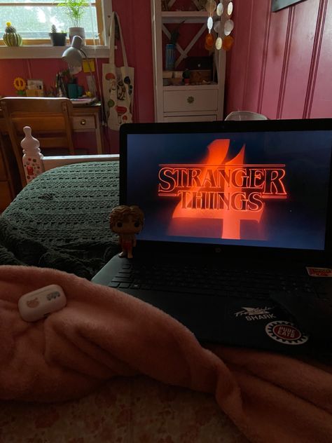 Watching Stranger Things Aesthetic, Stranger Things Fall Aesthetic, Cari Core, Stranger Things Summer Aesthetic, Stranger Things Vibes, Ghibli Poster, Stranger Things Funko Pop, Studio Ghibli Poster, Watch Stranger Things