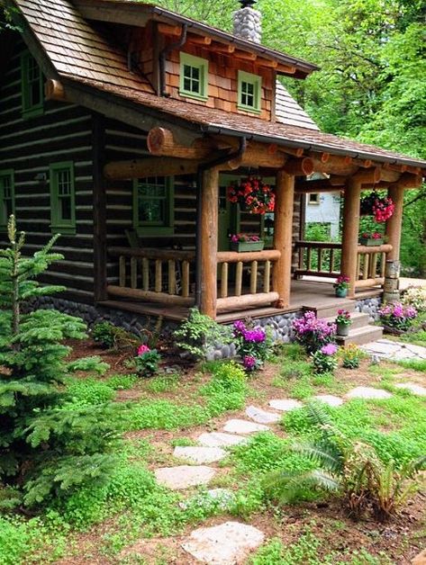 Log Cabin Homes, Log Cabin In The Woods, Log Cabin Living, Small Log Cabin, Guest Cabin, Cabin Living, Little Cabin, Tiny Cabin, Tiny House Cabin