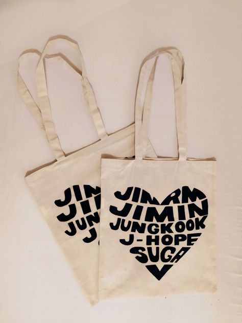 Diy Bag Painting, Bts Bag, Army Accessories, Tote Bag Canvas Design, Cute Love Memes, Painted Tote, Bts Merch, Butterfly Crafts, Bags Aesthetic