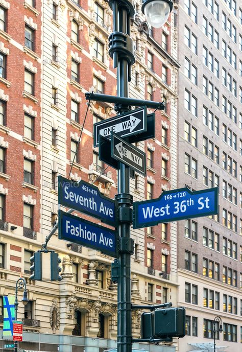 New York Street Signs, New York Street Sign, New York Sign, Spaces Art, Rustic Hearts, City Signs, Street Banners, Art Connection, Market Stands