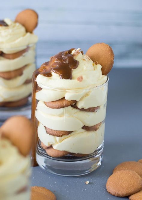 Essen, Bourbon Dessert Recipes, Jar Snacks, Bourbon Dessert, Pudding Parfait Recipes, Bourbon Caramel, Easy Banana Pudding, Bourbon Recipes, Bourbon Caramels