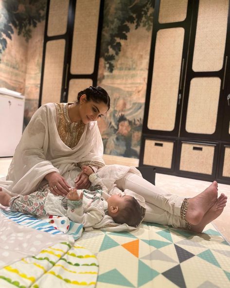 Sonam Kapoor and Anand Ahuja’s son Vayu is celebrating his first birthday today. The day is special for Vayu’s parents. On his birthday, let’s take a look at Sonam Kapoor’s The post 7 cute moments of Sonam Kapoor with her son Vayu that prove she’s a doting mother appeared first on Bollywood Bubble. Sonam Kapoor, Sonam Kapoor Wedding, Anand Ahuja, Cute Moments, Dream Closet Design, Bollywood Photos, After Marriage, Dress Design Patterns, Yoga Dance