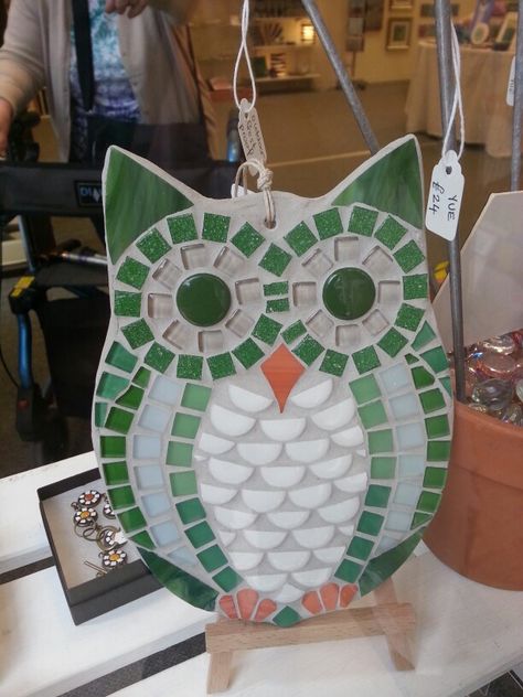 My next project I think! Mosaic Owls, Owl Mosaic, Mosaic Tiles Crafts, Mosaic Rocks, Mosiac Art, Square Tiles, Mosaic Pots, Mosaic Flower Pots, Mosaic Animals