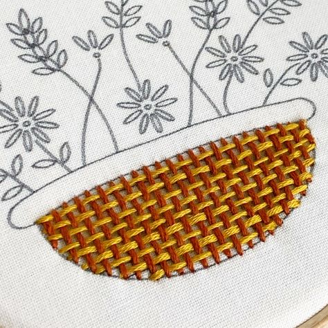 Basket Stitch Embroidery Design, Mat Filling Stitch Design, Basket Stitch Embroidery, Beginner Basket Weaving, Embroidery Basket, Basket Embroidery, Basket Stitch, Weaving Embroidery, Knitting Room