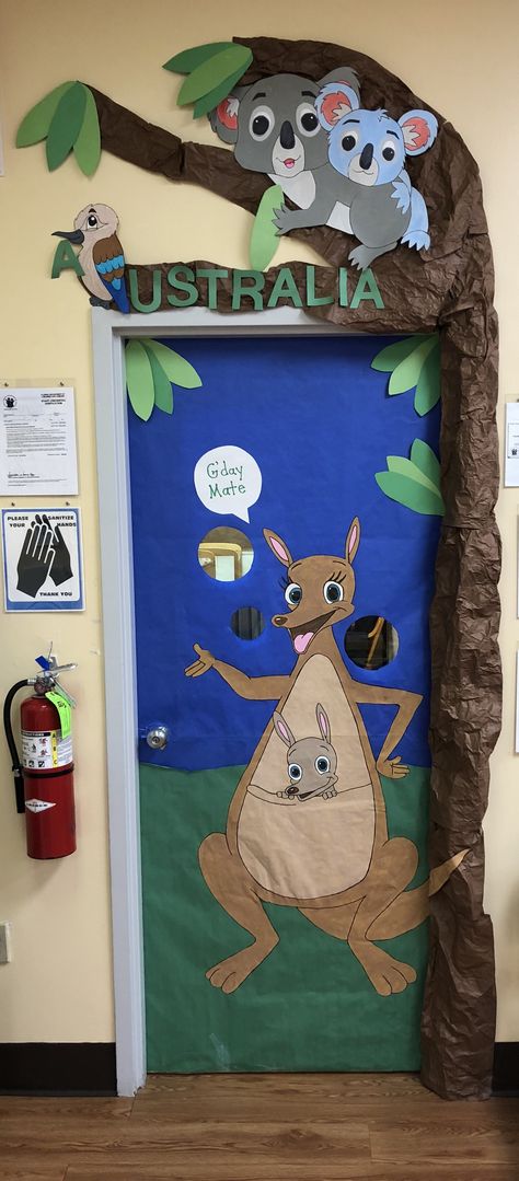 Australian Classroom Door Xmas Door Decorations, Australian Classroom, Vbs Diy, Decorations For Classroom, Christmas Shops, Australia Party, Classroom Door Displays, Diy Christmas Door Decorations, Vacation Bible School Craft