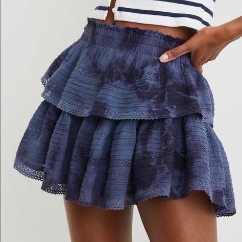 Aerie Rock n Ruffles summer skirt XS loveshack Blue Skirt Outfits, Ruffle Skirts, Comfy Skirt, Ruffle Tiered Skirt, Ruffle Mini Skirt, Casual Skirts, Summer Skirts, Mens Outfitters, Preppy Outfits