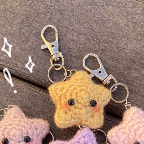 Crochet by g~ on Instagram: "⋆⭒˚｡⋆₊ ⊹ [NOW available on my Etsy link in bio] cute baby star crochet keychains!These were so fun to make and i wanna make one in every color!! Comment your favorite color 💗  Pattern: base star by XuXu crochet on YouTube!! @xuxu_crochet   #crochet #crochetsmallbusiness #crochetstar #crochetkeychain #smallbusiness #cutecrochet #quickmakes" Star Keychain Crochet, Crochet Keychain Aesthetic, Crochet Star Keychain, Kpop Crochet, Crochet Keychains, Star Keychain, Star Crochet, Matching Keychains, Painted Tote