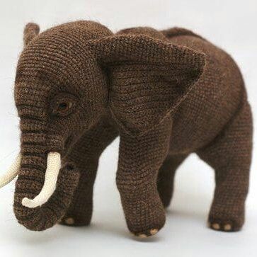 Amigurumi Elephant Pattern, Crochet Elephant Pattern, Amigurumi Minta, Crochet Dog Patterns, Crochet Toys Free, Crochet Animals Free Patterns, Crochet Gratis, Amigurumi Elephant, Crochet Elephant