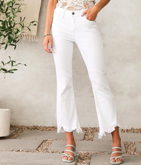 HIDDEN Happi Cropped Flare Stretch Jean - Blue 23/26, Women's White Mid-rise Slightly fitted through the hip and thigh 17 bottom opening Frayed hem details Shoe sku 966464 Model Info: Height: 5'7 | Bust: 30 1/2 | Waist: 23 | Hip: 35 | Wearing Size: 25x26. This quality denim is hand-finished for a unique look. It will wear like your favorite jeans, with each hole and tear continuing to destruct over time. You will love the comfort of this denim that has the look and feel of years of wear. . 57% C Jeans With No Holes, White Boot Cut Jeans, Levis Ribcage Straight Ankle Jeans, Jeans Outfit For Work, Jean Fits, Levi's Ribcage, Flare Jeans Outfit, York Christmas, White Flared Jeans