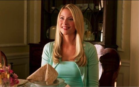 Olivia Lennox Shes The Man, Shes The Man, Laura Ramsey, She’s The Man, Romcom Movies, She's The Man, Movie Aesthetic, Simple Makeup Looks, Amanda Bynes