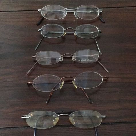 80s Nyc, Wire Frame Glasses, Y2k Glasses, Wire Rimmed Glasses, Oval Glasses Frames, Glasses Inspiration, Glasses Outfit, Nerdy Glasses, Small Face