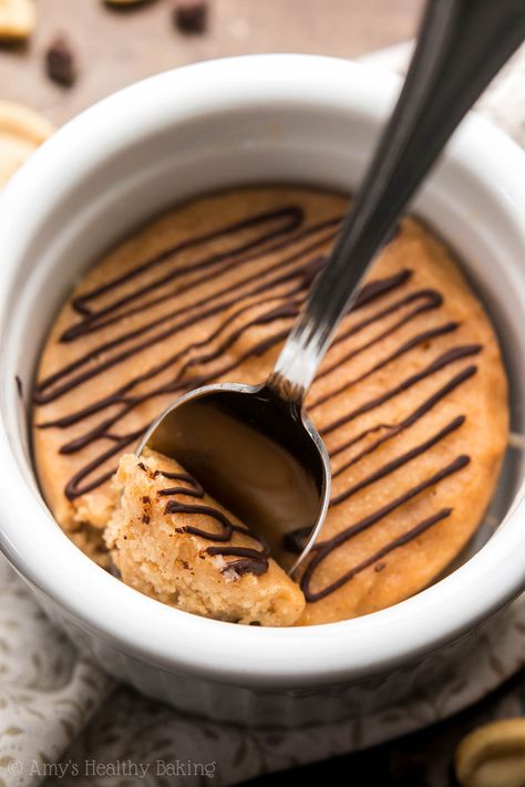 Microwave Mug Cake Recipes, Microwave Mug Cake, Peanut Butter Mug Cake, Microwave Mug Recipes, Easy Microwave Recipes, Mug Cake Recipes, Pb And J, Microwave Mug, Peanut Butter Mug Cakes