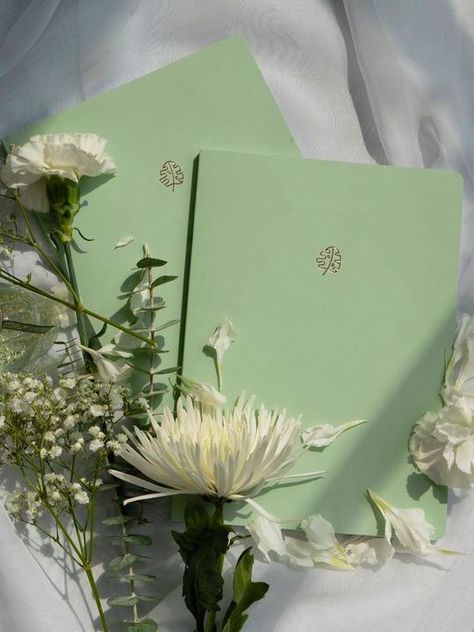 Aesthetic Green Picture, Green Aesthetic Tumblr, Pastel Notebook, Green Inspo, Mint Aesthetic, Mint Green Wallpaper, Hijau Mint, Sage Green Wallpaper, Mint Green Aesthetic