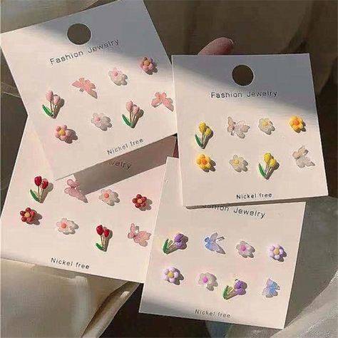 Aomu 8pcs/set Cute Romantic Colorful Acrylic Butterfly Flower Earrings Irregular Geometric Mini Studs Earrings For Women Jewelry - Stud Earrings - AliExpress Buku Diy, قلادات متدلية, Acrylic Butterfly, Cute Stud Earrings, Mini Studs, Butterfly Earrings Stud, Geometric Flower, Girly Accessories, Butterfly Flower