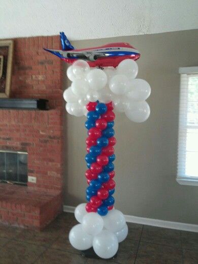 Airplane Balloon Centerpieces, Airplane Theme Centerpieces, Airplane Balloon, Airplane Party Theme, Time Flies Birthday, Balloon Pillars, Fruit Decoration, Balloon Column, Airplane Baby Shower