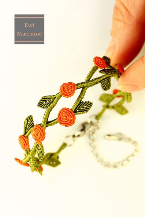 Macrame Rose, Macrame Flowers, Micro Macrame Bracelet, Macrame Accessories, Tutorial Macramé, Rose Bracelet, Micro Macramé, Lost And Found, Macrame Bracelet