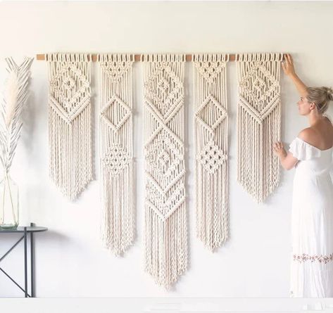 Geometric Macrame, Art Macramé, Pola Macrame, Macrame Wall Hanging Tutorial, Macrame Headboard, Macrame Tapestry, Bohemian Wall Hanging, Macrame Curtain, Large Macrame Wall Hanging