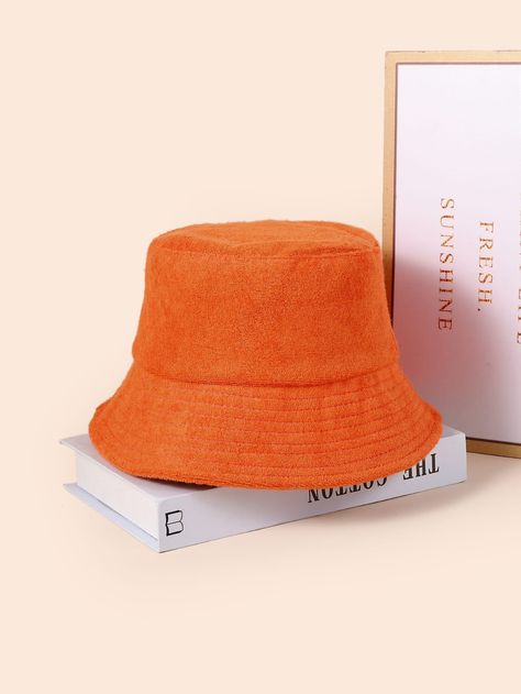 Orange Bucket Hat, Bucket Hat Outfit, Orange Accessories, Orange Hat, Orange Hats, Hat Outfit, Video X, Luxury Aesthetic, Outfits With Hats