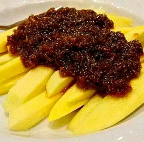 Filipino Recipes, Manggang Hilaw With Bagoong, Mango With Bagoong, Bagoong Alamang, Enhypen Pictures, Native Foods, Best Comfort Food, Simple Wallpapers, Food Obsession