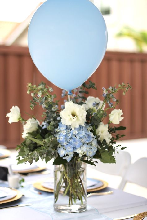 Baby Boy Baby Shower Decorations, Ikea Baby Shower, Simple Baby Shower For Boy, Babyshower Decoration For Boys, Oh Baby Centerpieces Ideas, Baby Shower Boy Flowers, Classic Blue Baby Shower Decor, Neutral Blue Baby Shower Ideas, Blueberry Baby Shower Decor