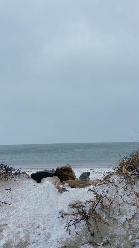 Nature, Winter Aesthetic January, Winter Wall Collage, Christmas Beach Aesthetic, Coastal Winter Aesthetic, Beach At Winter, Beach During Winter, Florida Winter Aesthetic, Snowy Beach Aesthetic