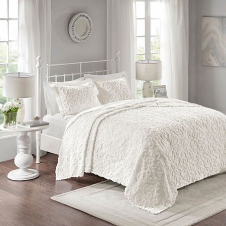 White Bedspread, White Bedspreads, Home Essence, Queen Bedspread, Charming Farmhouse, Cotton Bedspread, Chenille Bedspread, Bedspread Set, Madison Park