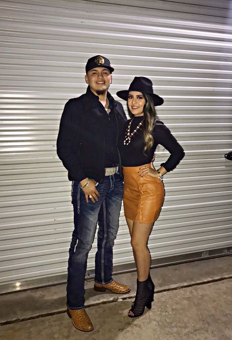 #outfits #ootd #westernfashion #westernoutfit #heels #couple #boots #mexican #woolhat #skirt #falloutfits Bachata Concert Outfit Ideas, Bachata Concert Outfit, Couple Boots, Boots Mexican, Black Outfit Winter, Cowgirl Outfits For Women, Cowgirl Style Outfits, Concert Outfit Ideas, Country Style Outfits